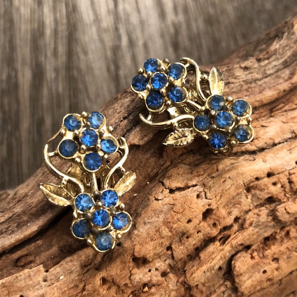Vintage Double Blue Flower Rhinestone Clip Earring - Picture 8 of 12